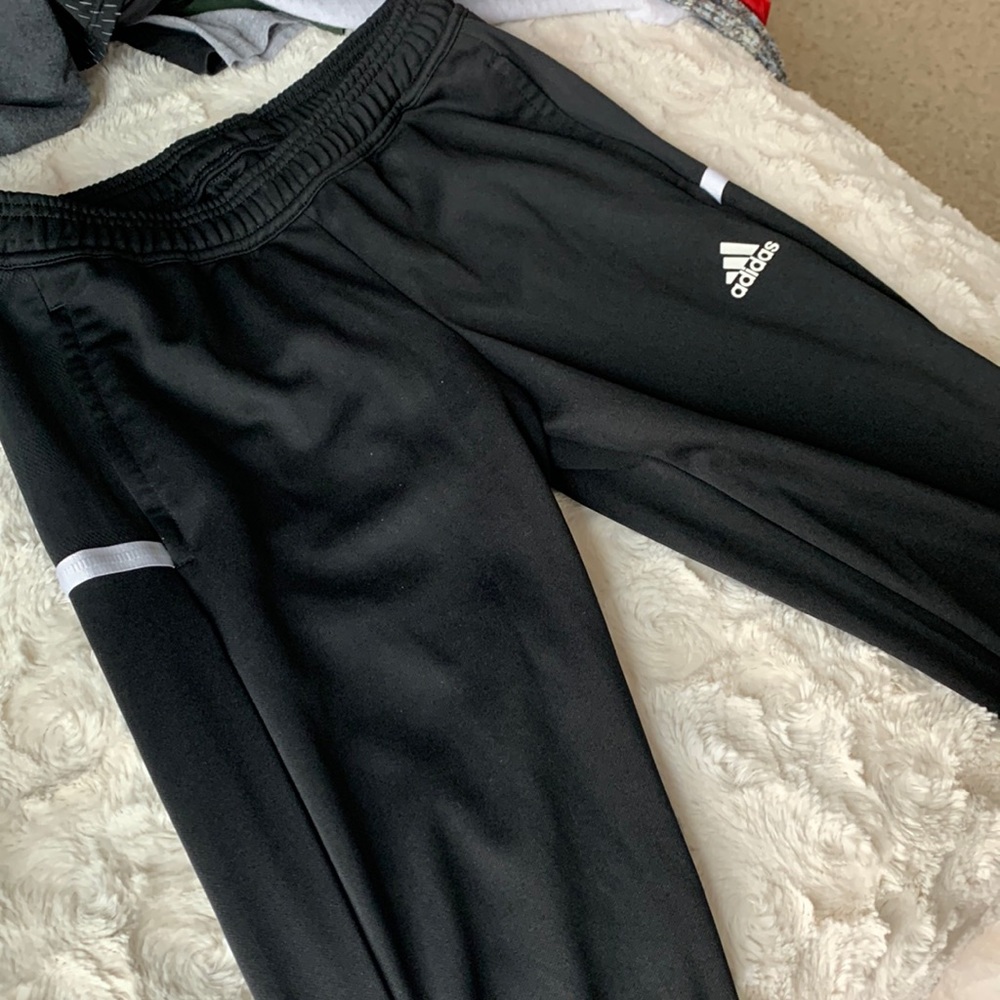 adidas track pant joggers.